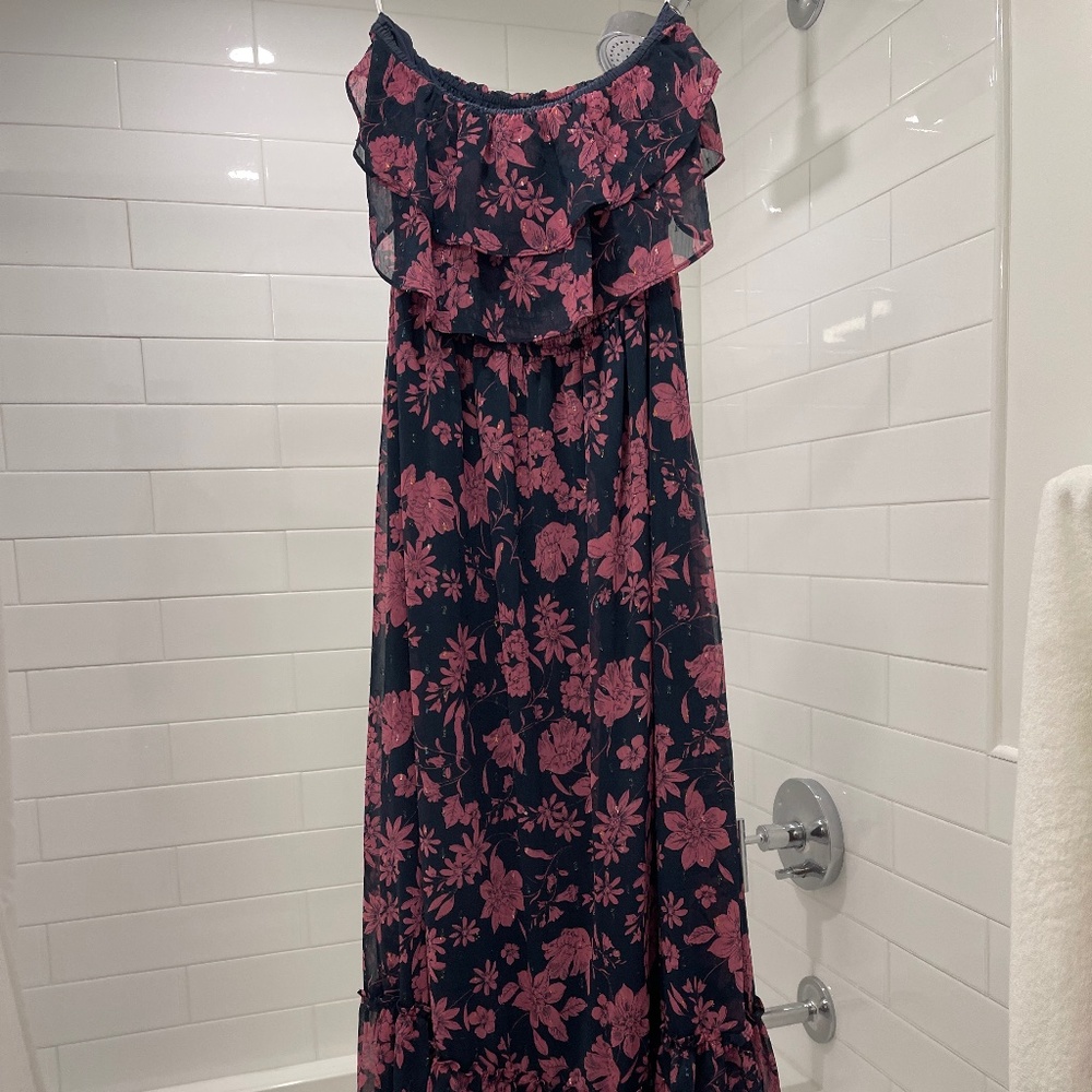 LOVE AND BLOOMS NAVY BLUE FLORAL PRINT OFF-THE-SHOULDER DRESS